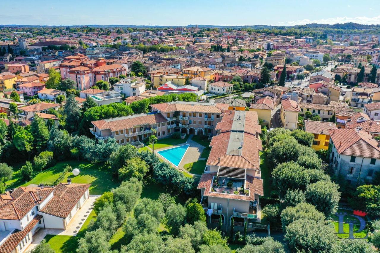 Desenzanoloft Official Partner Marriott Homes & Villas - Gardastar La Stella Del Lago Desenzano del Garda Exterior foto